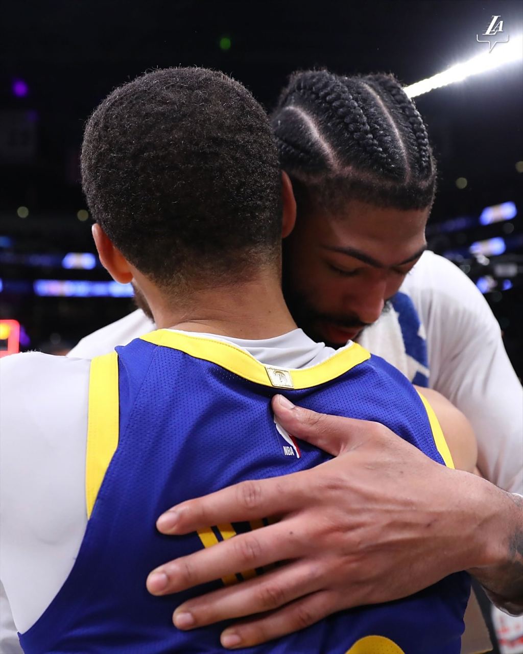 湖人g6122-101大胜勇士,系列赛4-2战胜勇士,挺进西决,西决对阵掘金.