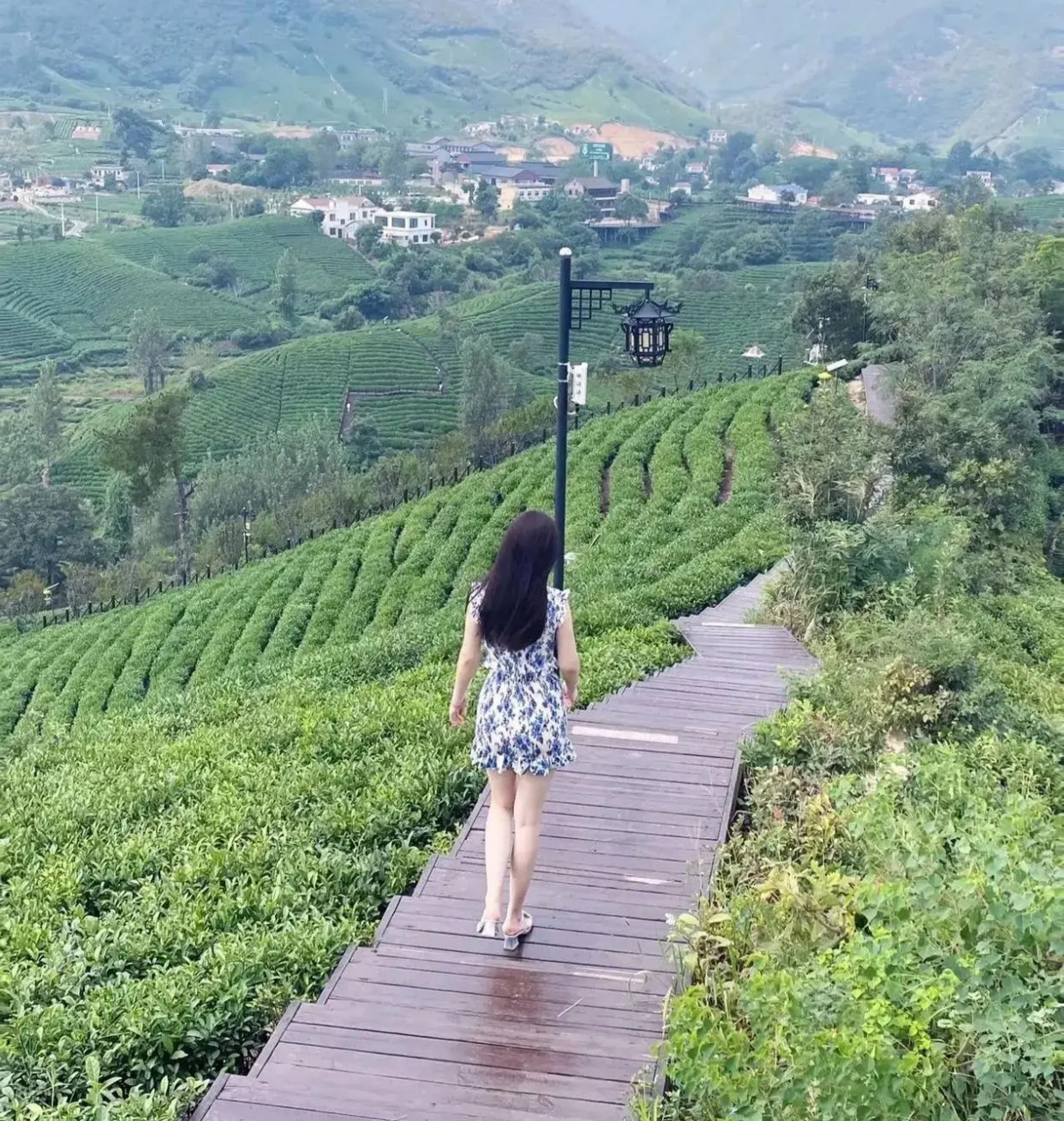 美丽的人儿穿美丽的裙子,才有非同寻常的韵味儿～#九月动态激励计划