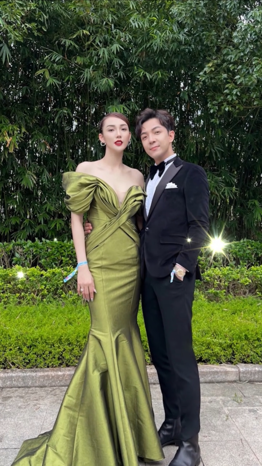 千万网红广东夫妇过年各回各家,郑建鹏力撑女性过年回娘家被叫好