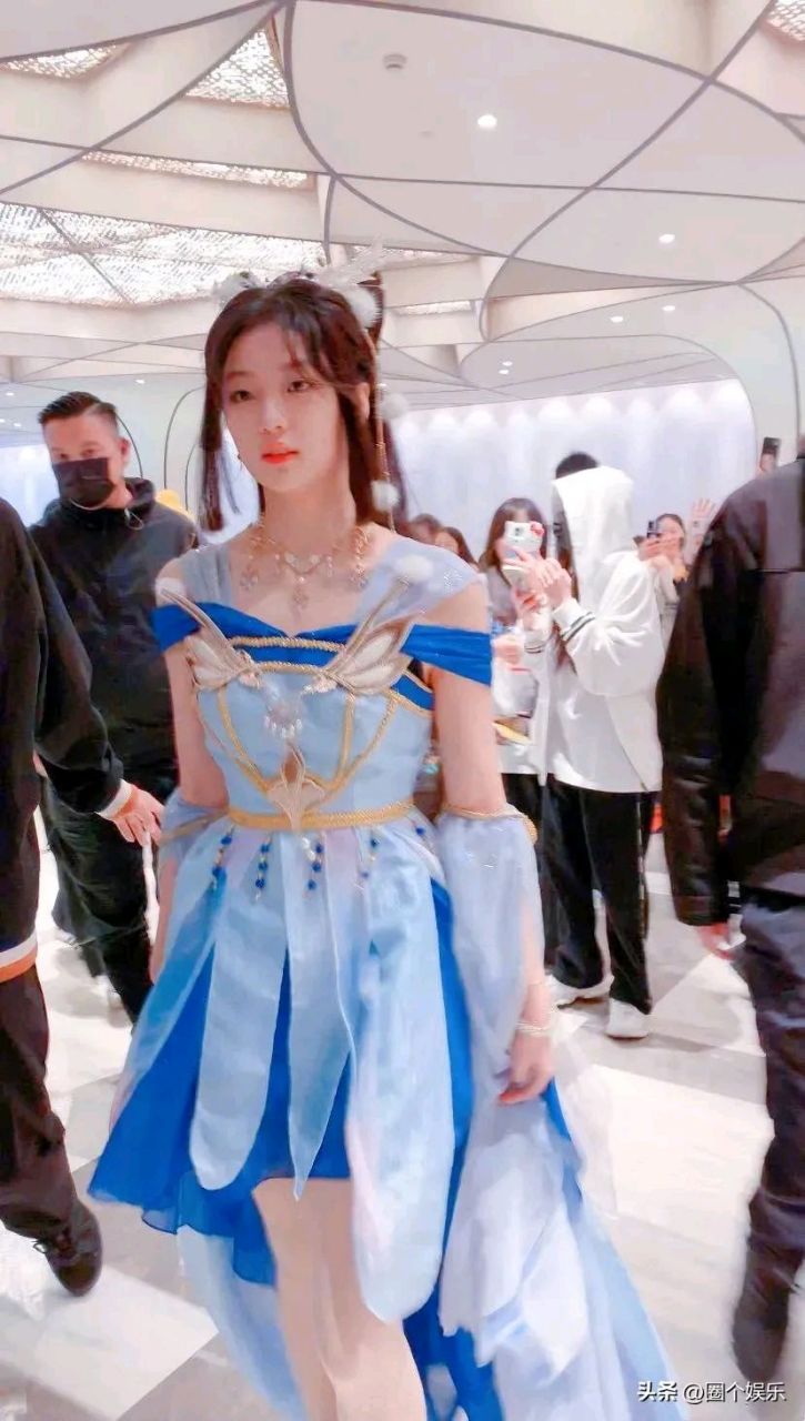 东北全智贤icon果然名不虚传,颜值和身材都是女神级别,估计以后会大红