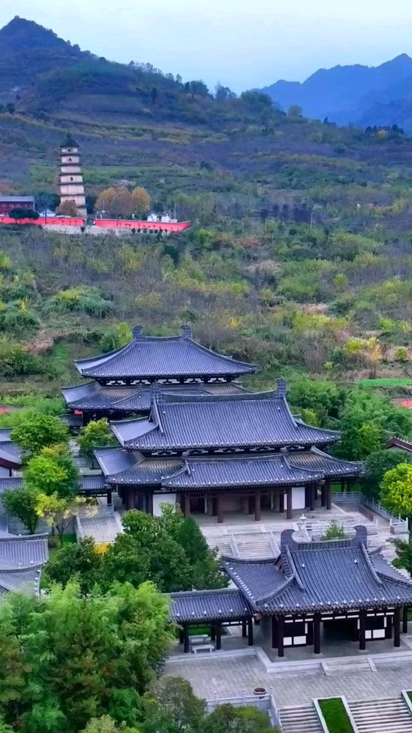 大秦寺塔是历史上基督教传入中国最早的寺院之一又名"东方斜塔"-度小
