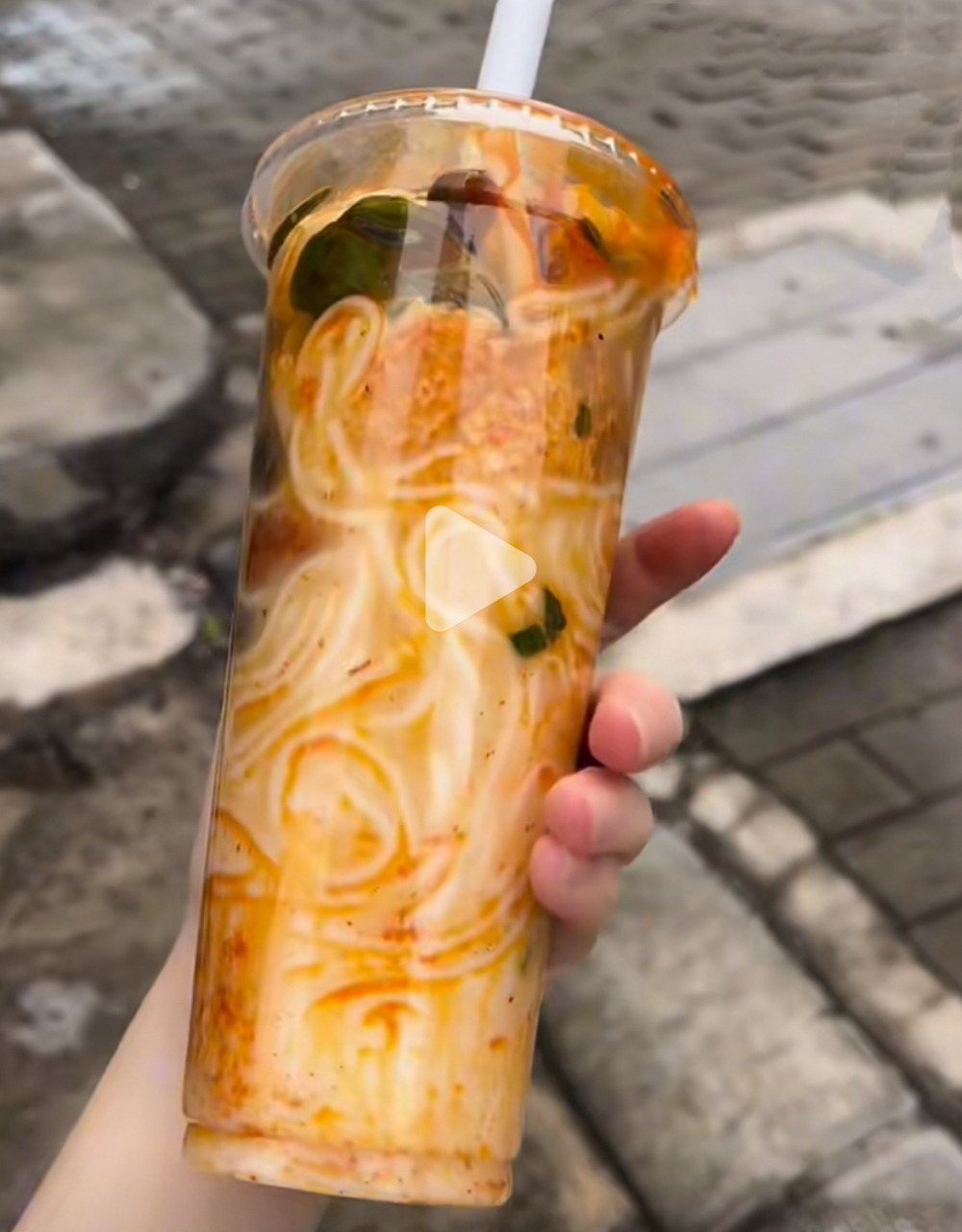 爱喝奶茶和爱吃螺蛳粉的都沉默了