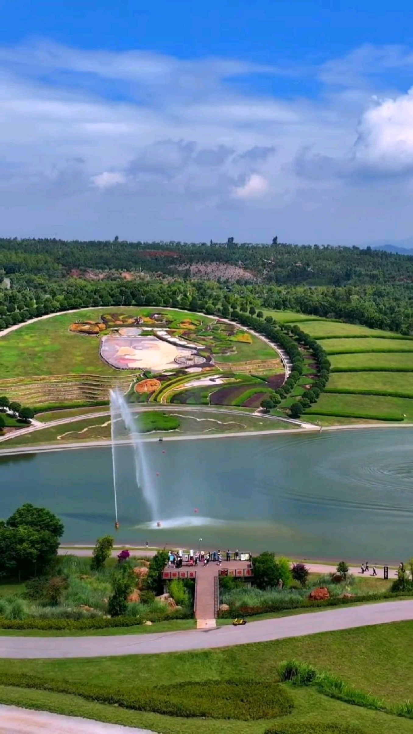 云南的天空不需要滤镜#好山好水好风景#弥勒#太平湖森林公园.-度小视