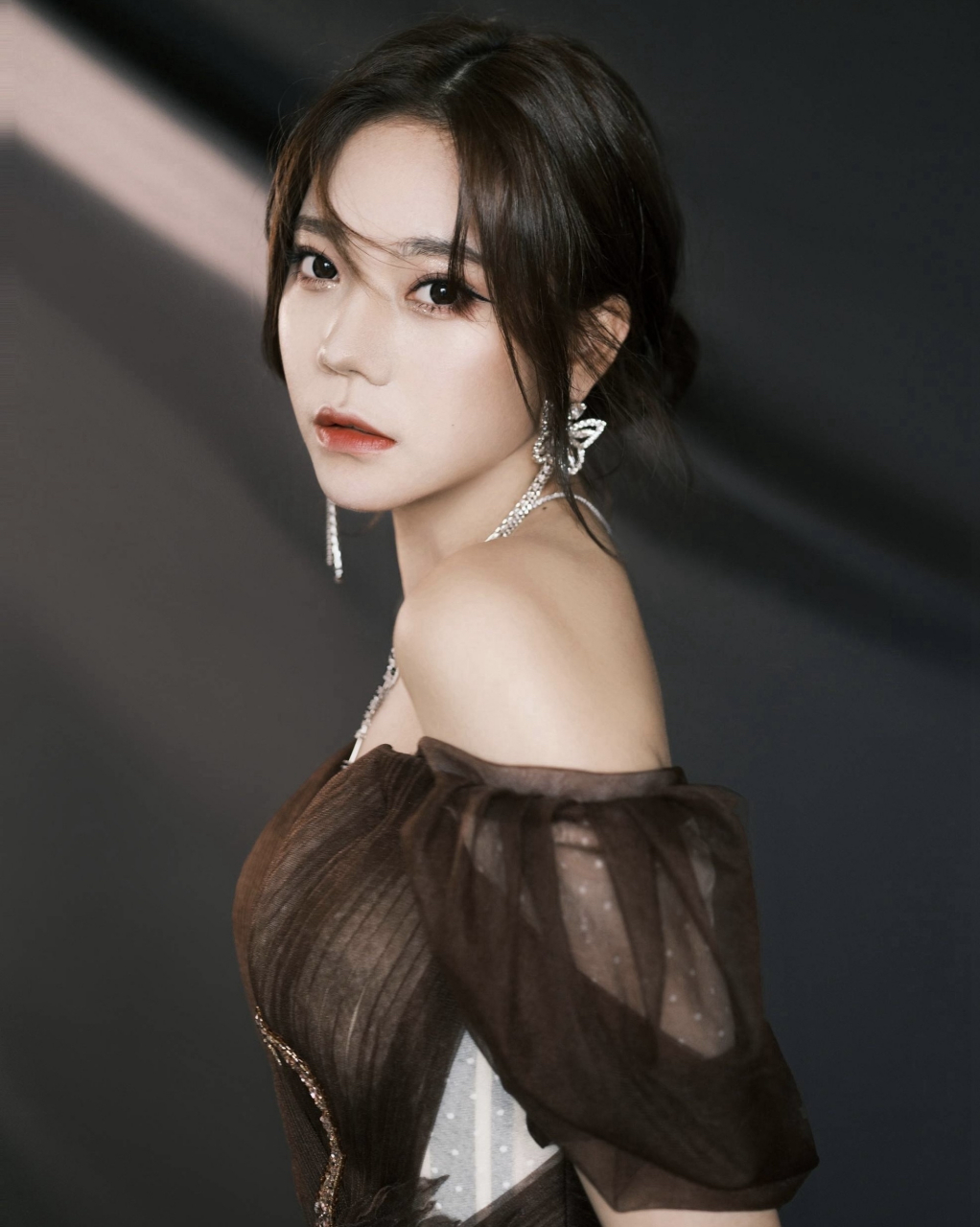 张紫宁,1996年3月9日出生于四川省成都市,中国内地女歌手,演员,毕业于