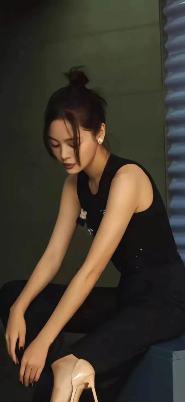 辛芷蕾性感写真!