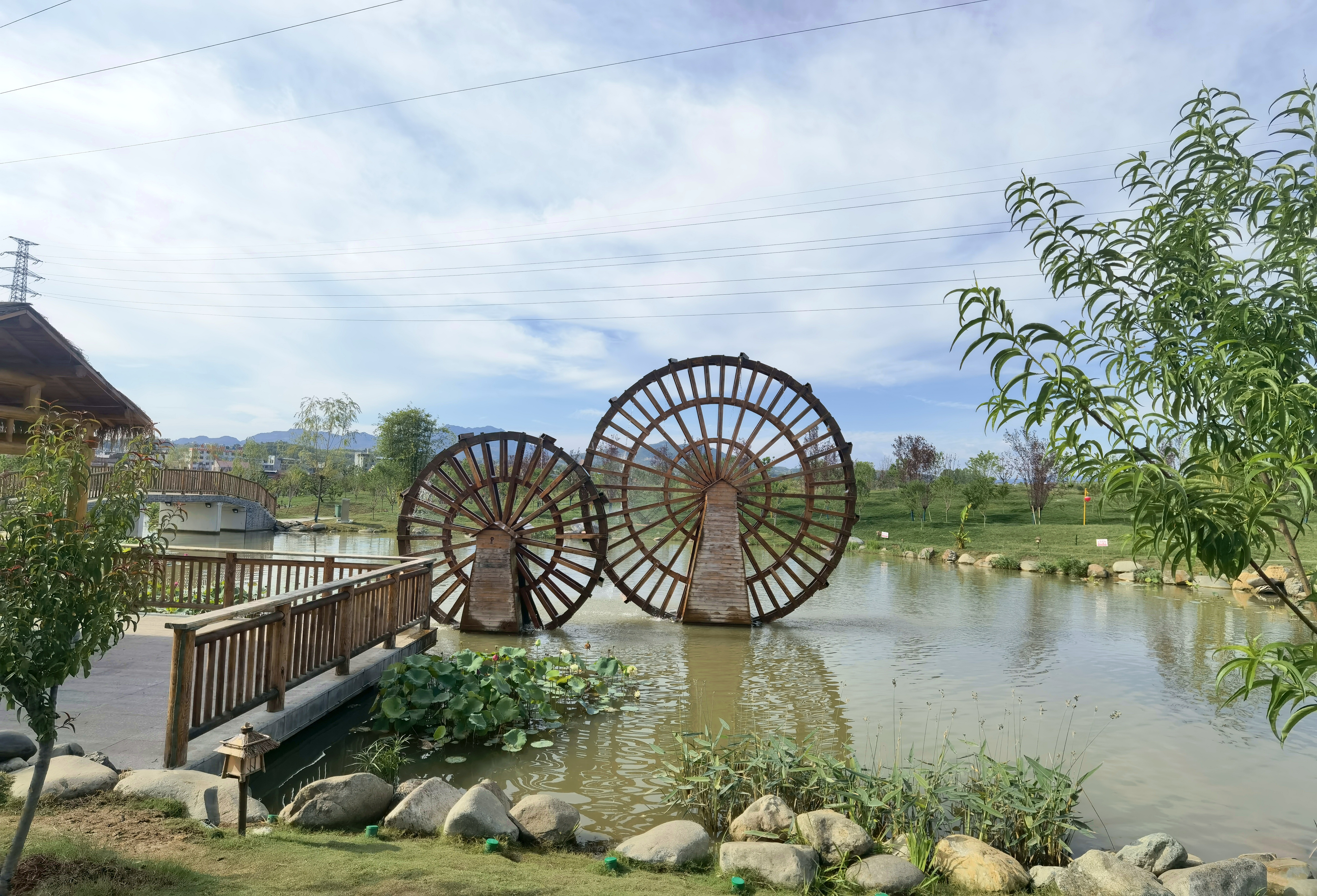 陕西安康市高新区正在建设中的桃花源公园