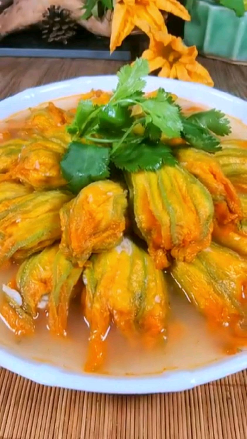 瓜花酿是广西18酿之一,是广西传统美食味道一级棒哦