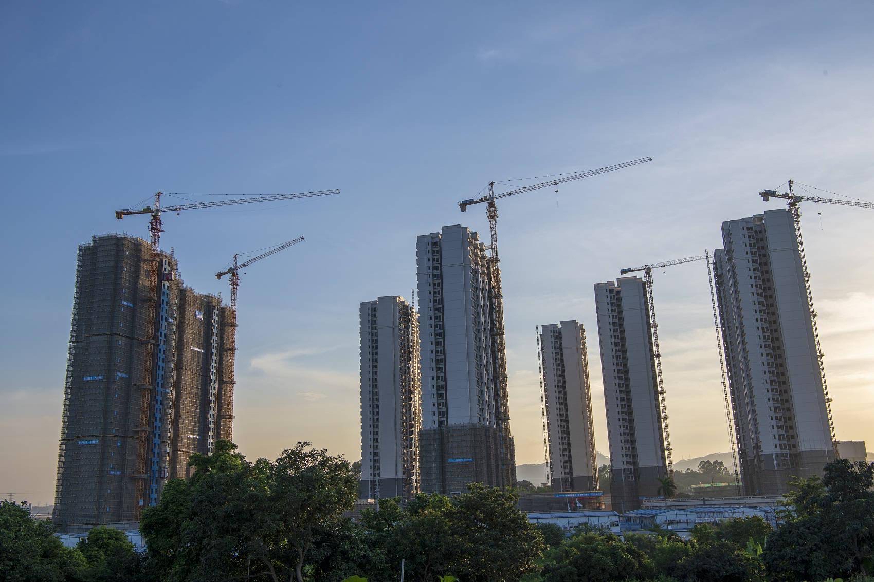 统计局:房地产开发建设仍比较低迷 市场还在缓慢恢复