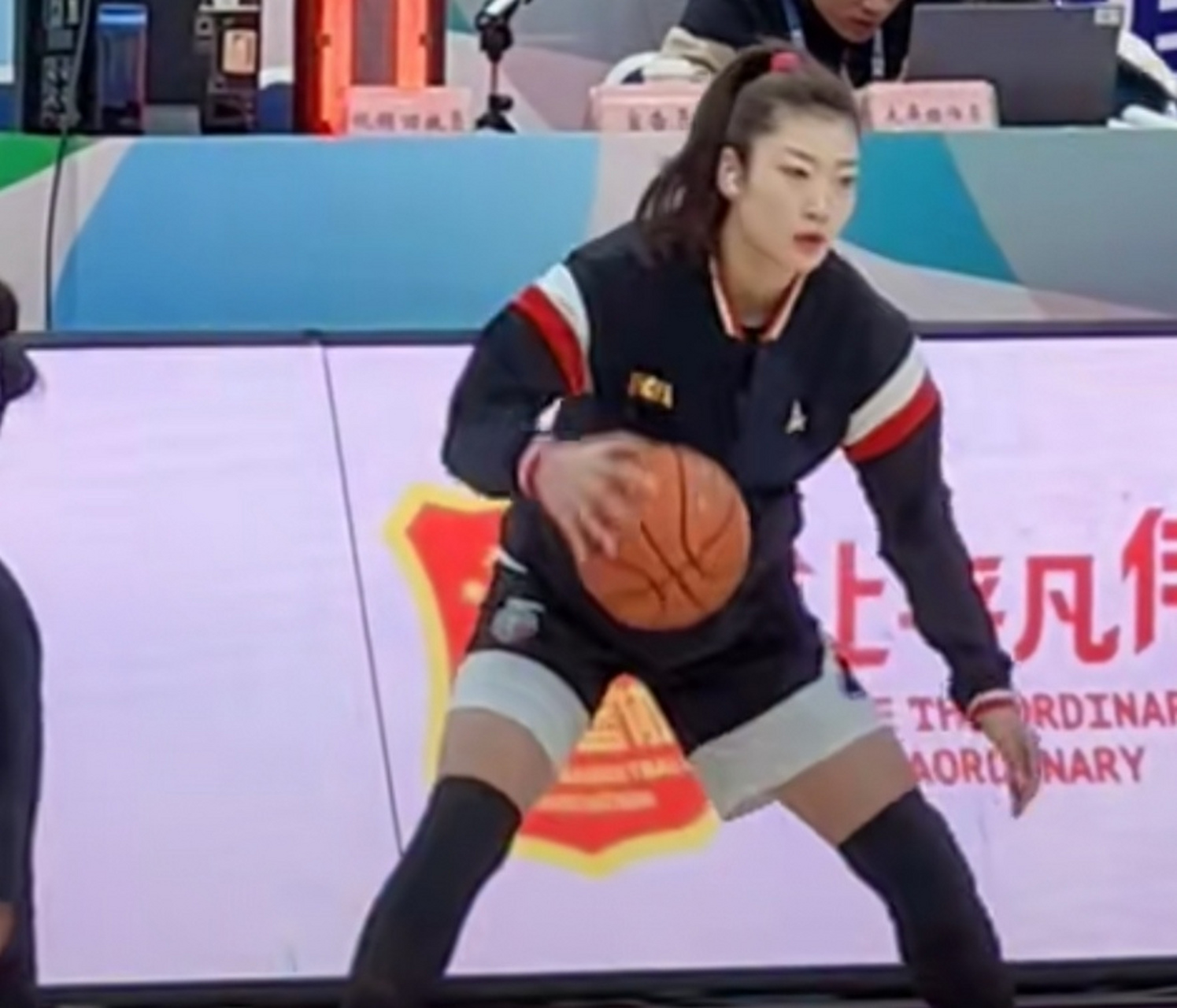 你要是能回到家乡效力该多好,沈部解散之后,辽宁女篮也开始退出联赛