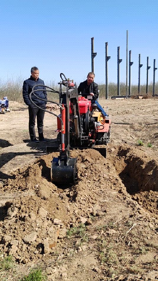 微耕機小勾機旋耕打地挖土開溝操作簡單安全性能高農林業開荒種地