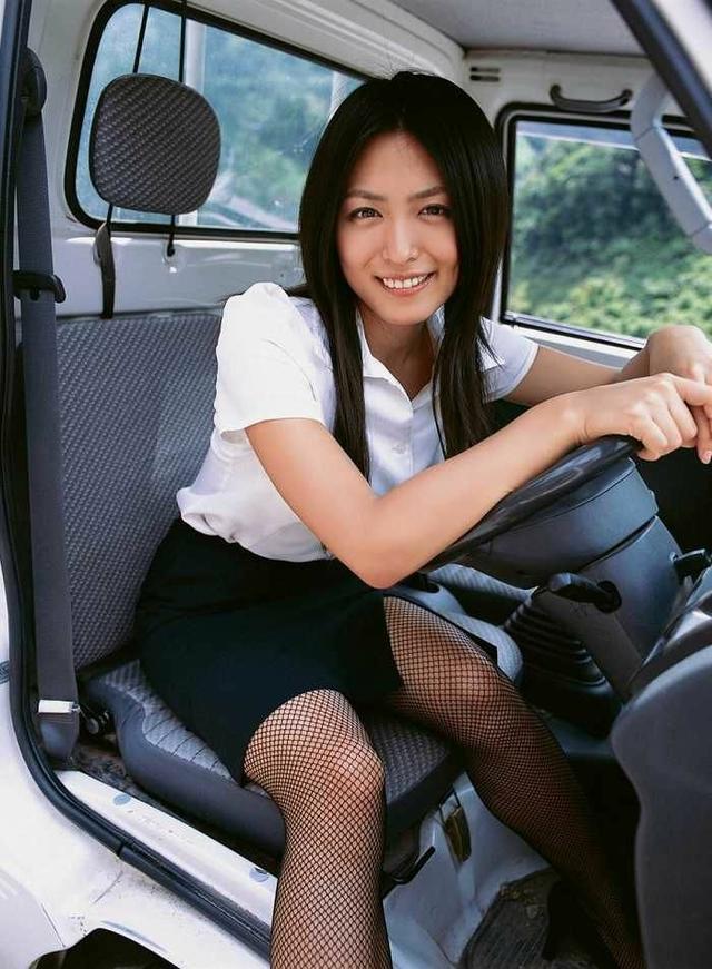 川村由纪