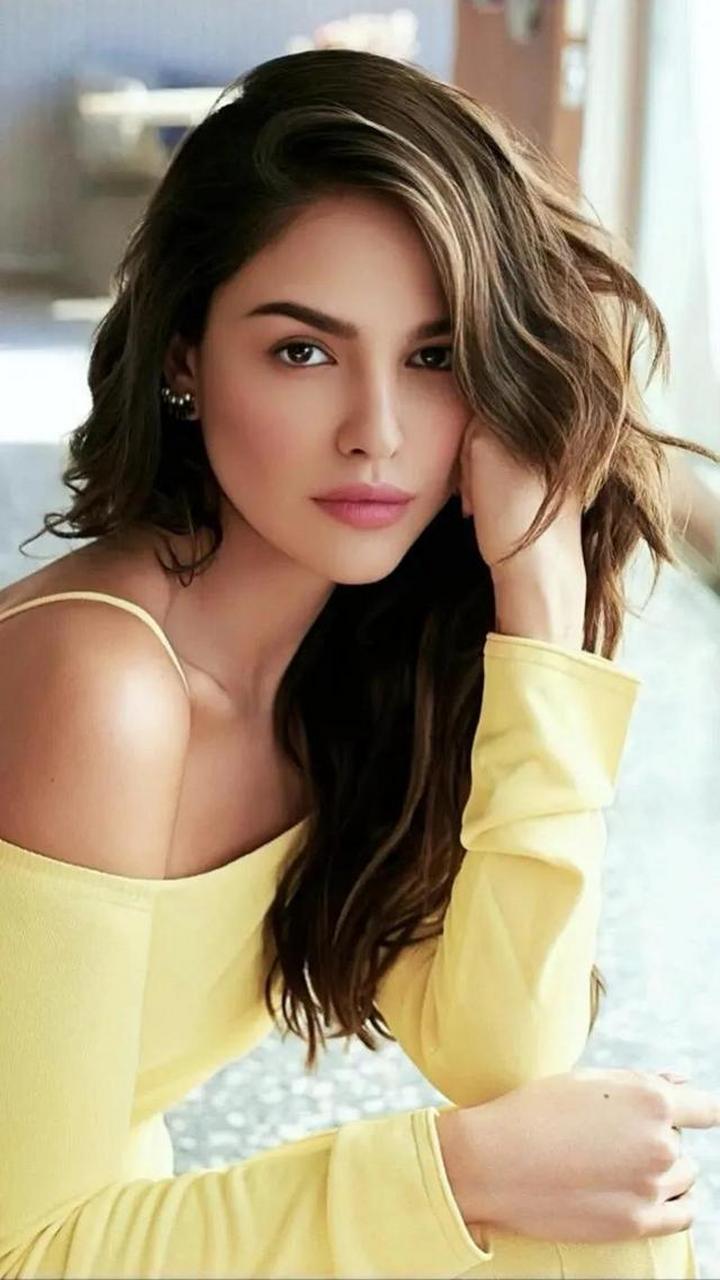 艾莎·冈萨雷斯1990年1月30日出生于墨西哥城墨西哥联邦直辖区,墨西哥