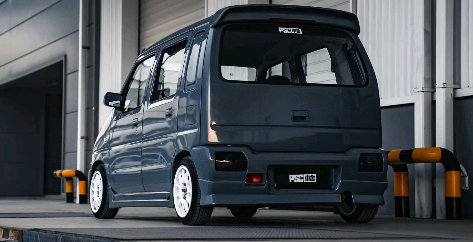 铃木北斗星复古版海外亮相,个性十足,复古圆形灯组更有辨识度