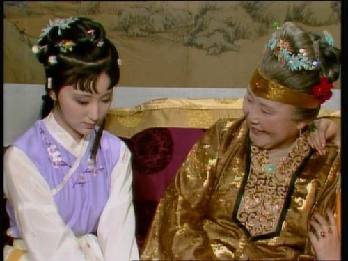 《红楼梦》:初进贾府的林黛玉究竟有多可怜?被作者用八字写尽