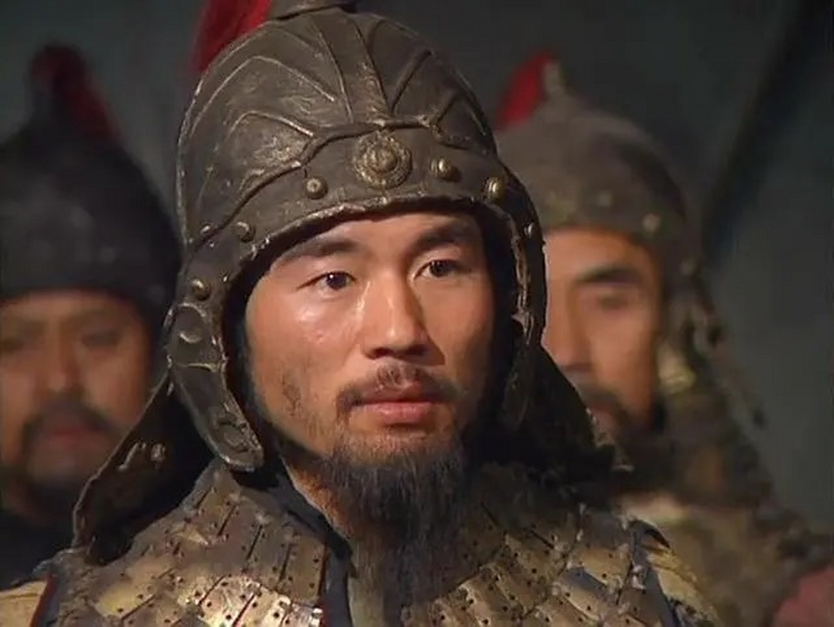 曹操听说毛玠在背后骂他,勃然大怒,将毛玠关进大牢.