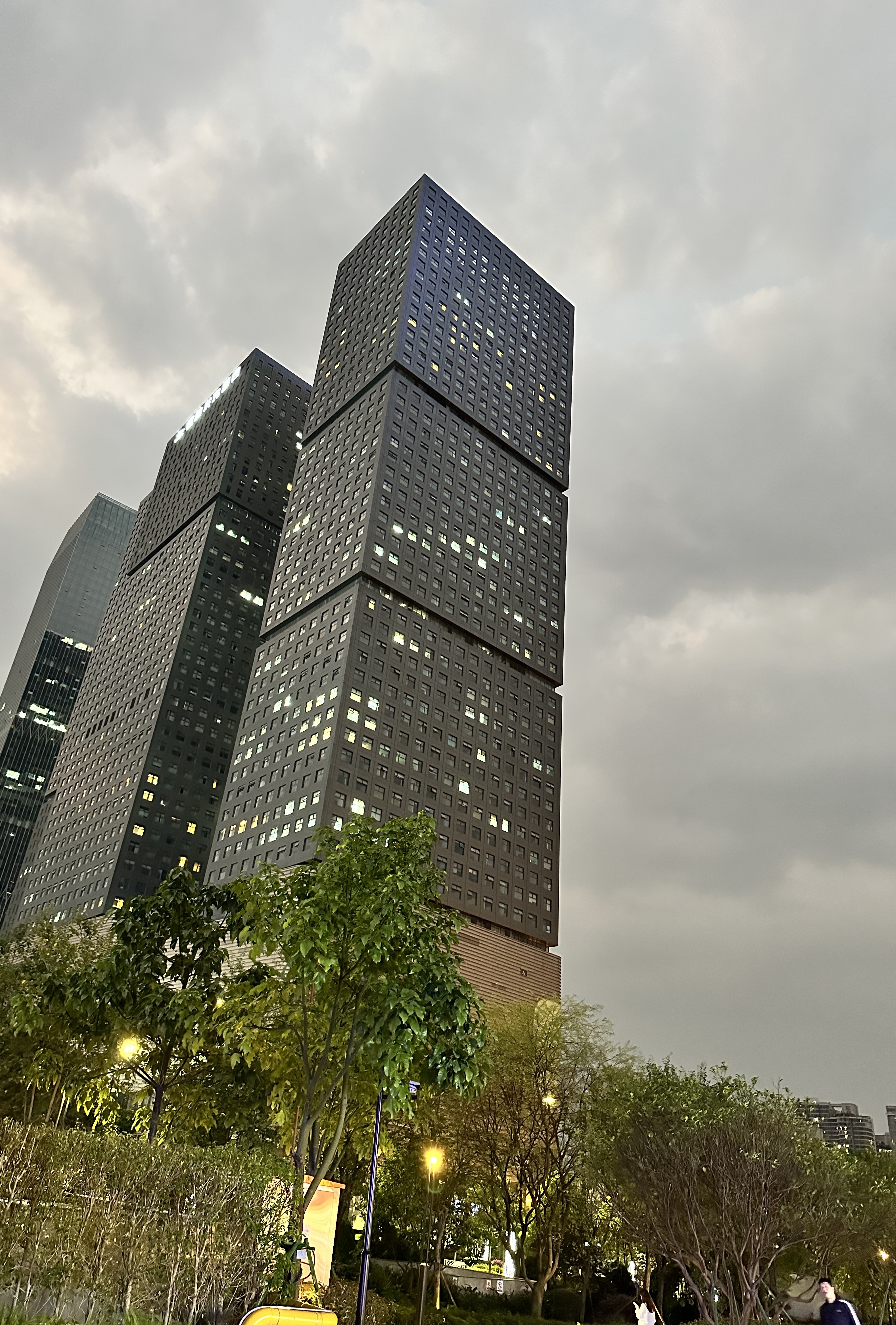 五象总部基地周边人文建筑