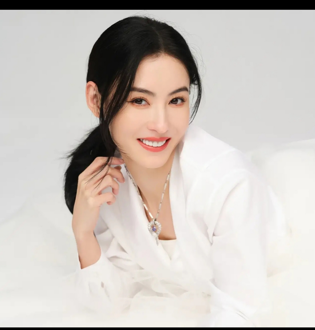 5月16日晚间,张柏芝在社交平台上分享了几段生活日常的小视频,而这