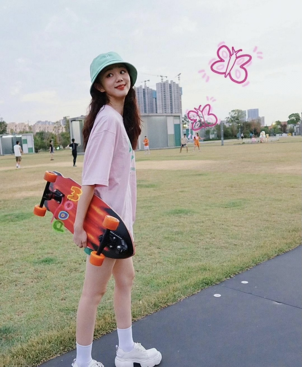 许嵩女朋友?冯禧