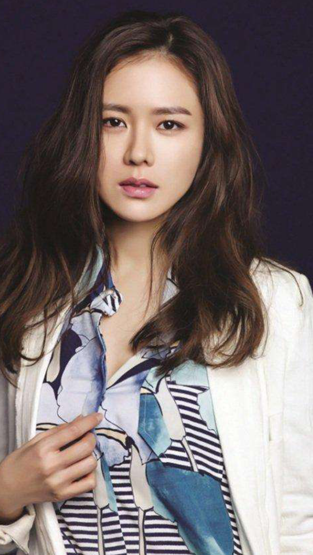 孙艺珍时尚唯美写真照,气质优雅,温婉可人