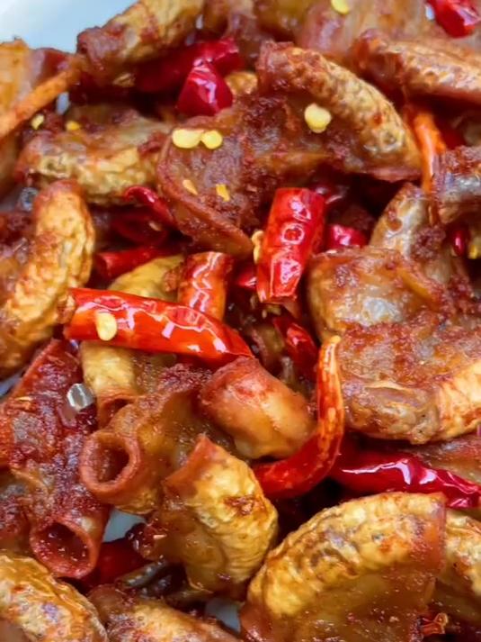 云南特色炸粉肠,你肯定没吃过吧?