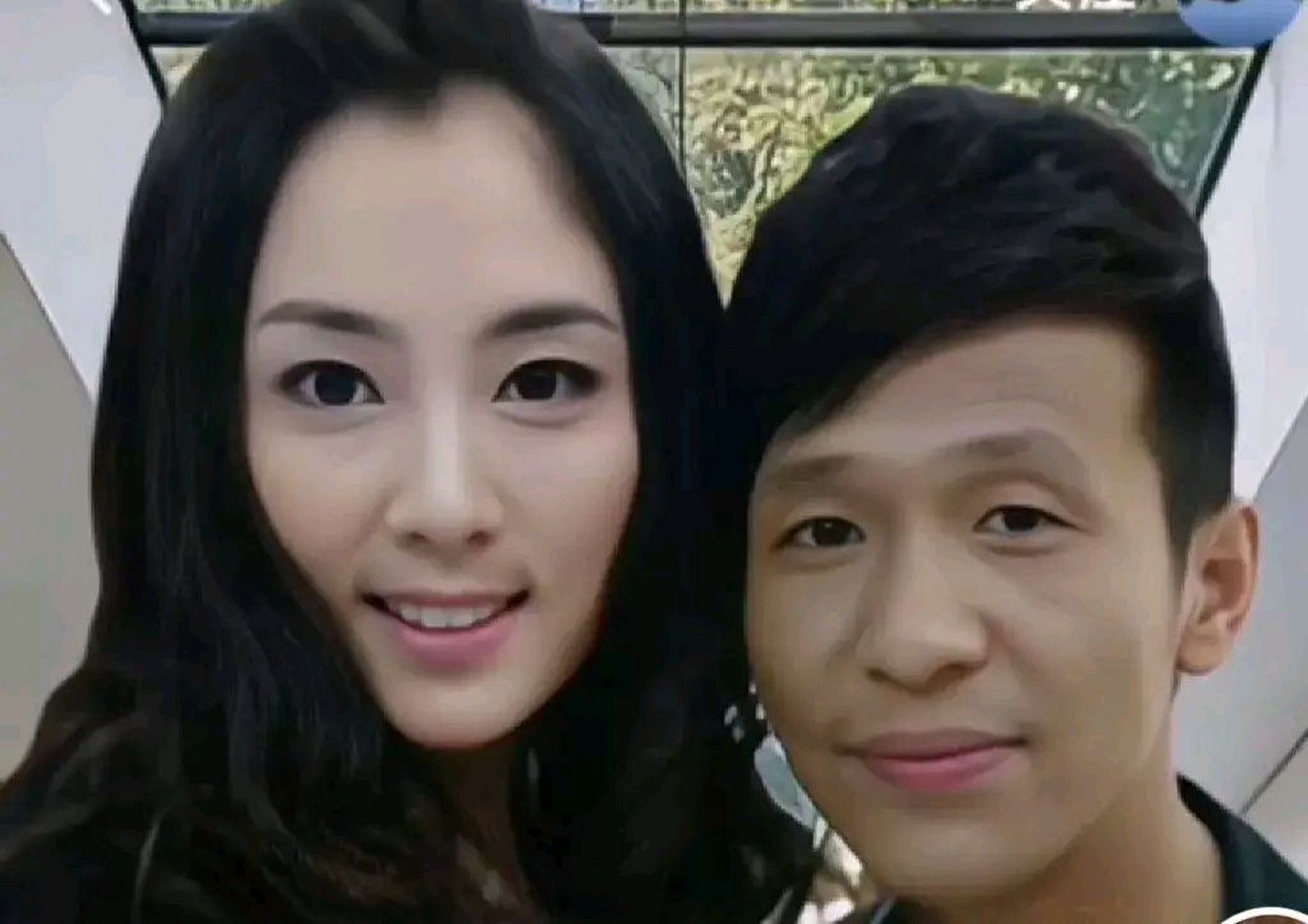 宋小宝两个老婆照片图片