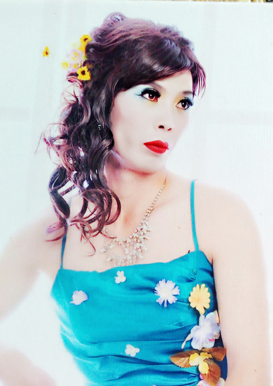 谢东8先生男扮女装穿婚莎 #花裙男