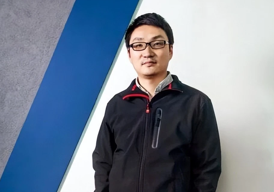 身价4500亿"功成身退",拼多多创始人黄峥的20条语录,值得思考