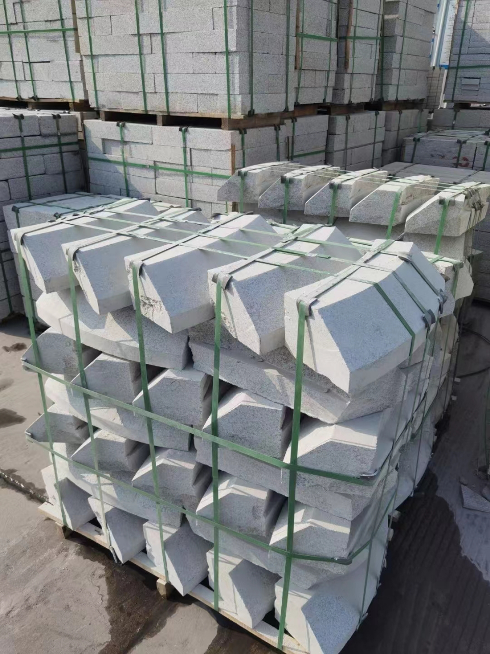 斜坡面弧形路牙石