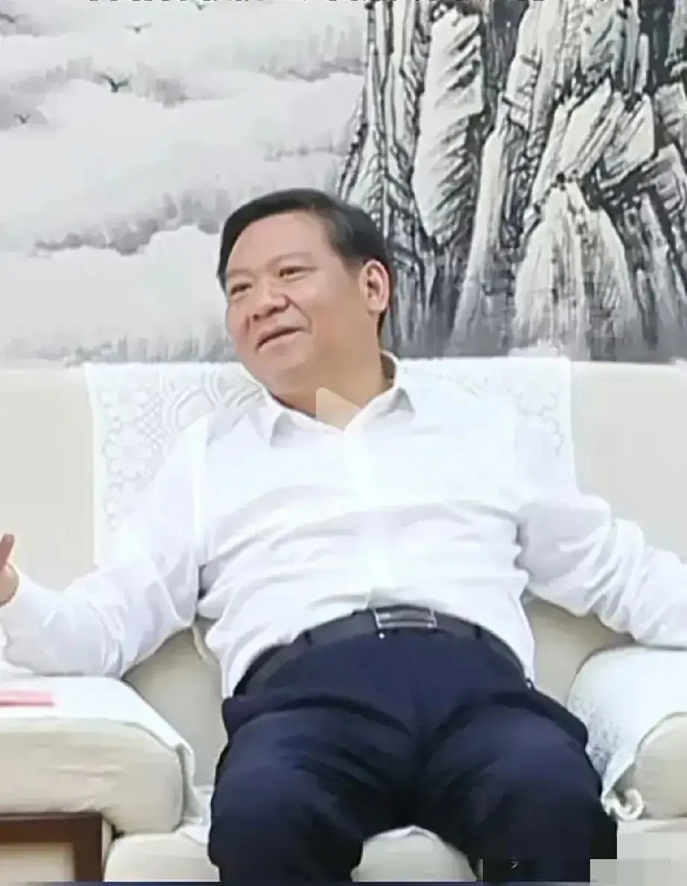 权力的傲慢,权力的任性,权力的至高无上!