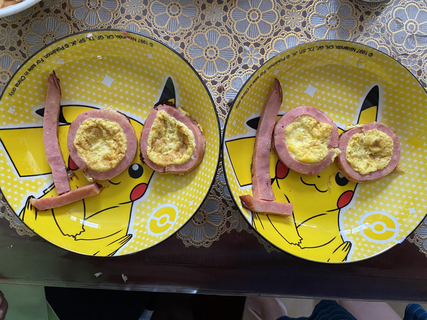 今天娃期末考试,娃爹起早给做的100分早餐[开心] 给娃鼓劲[加油啊]给