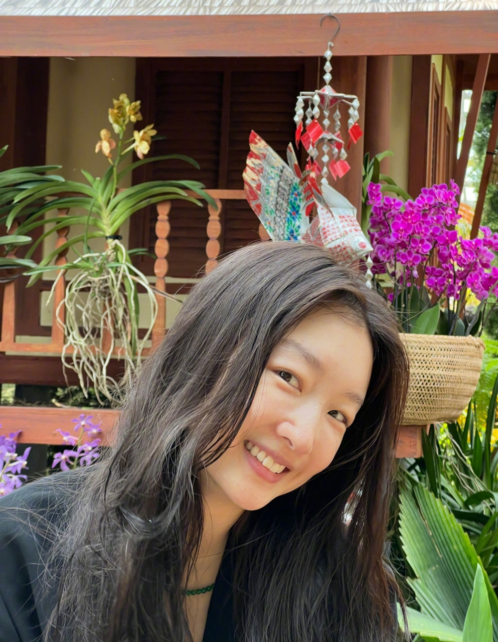 周冬雨素颜还挺美的,皮肤白皙细腻,清纯可人!