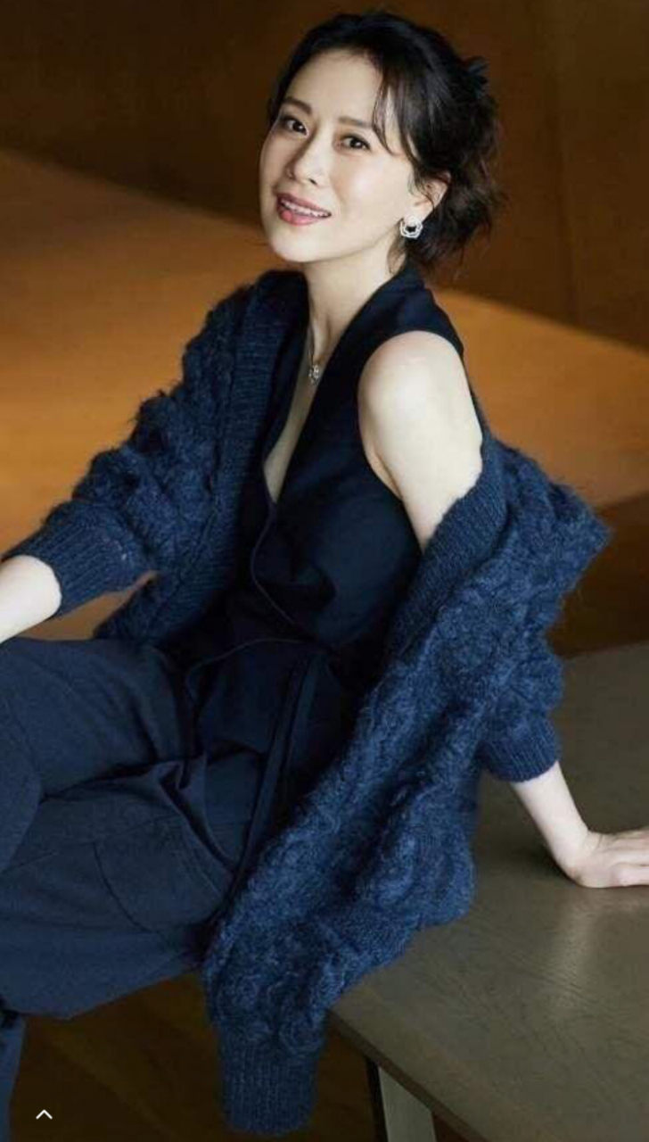 海青的写真真是太迷人了,尤其是第3张!