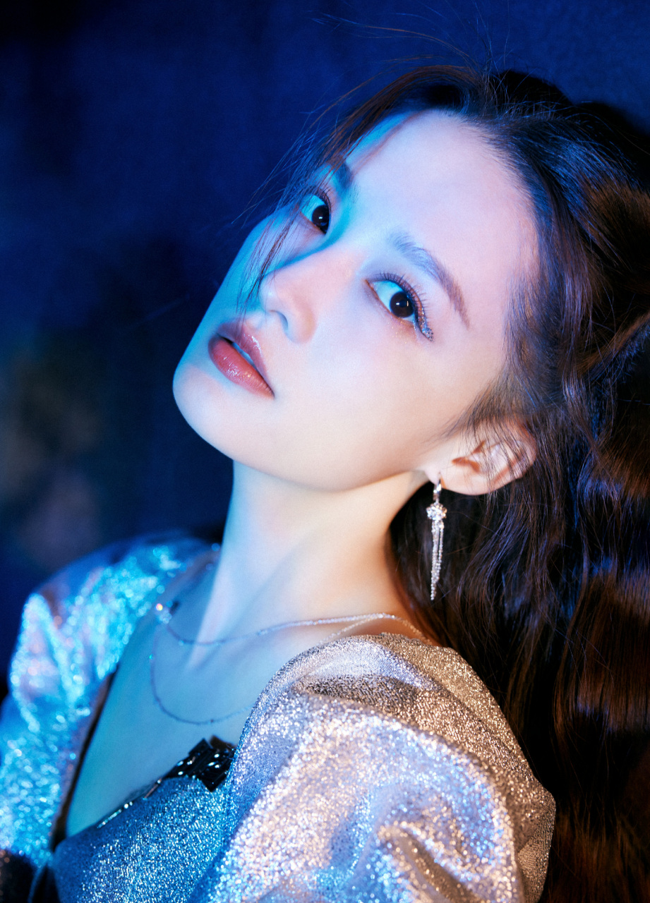 李沁唯美光影写真!#明星# #李沁