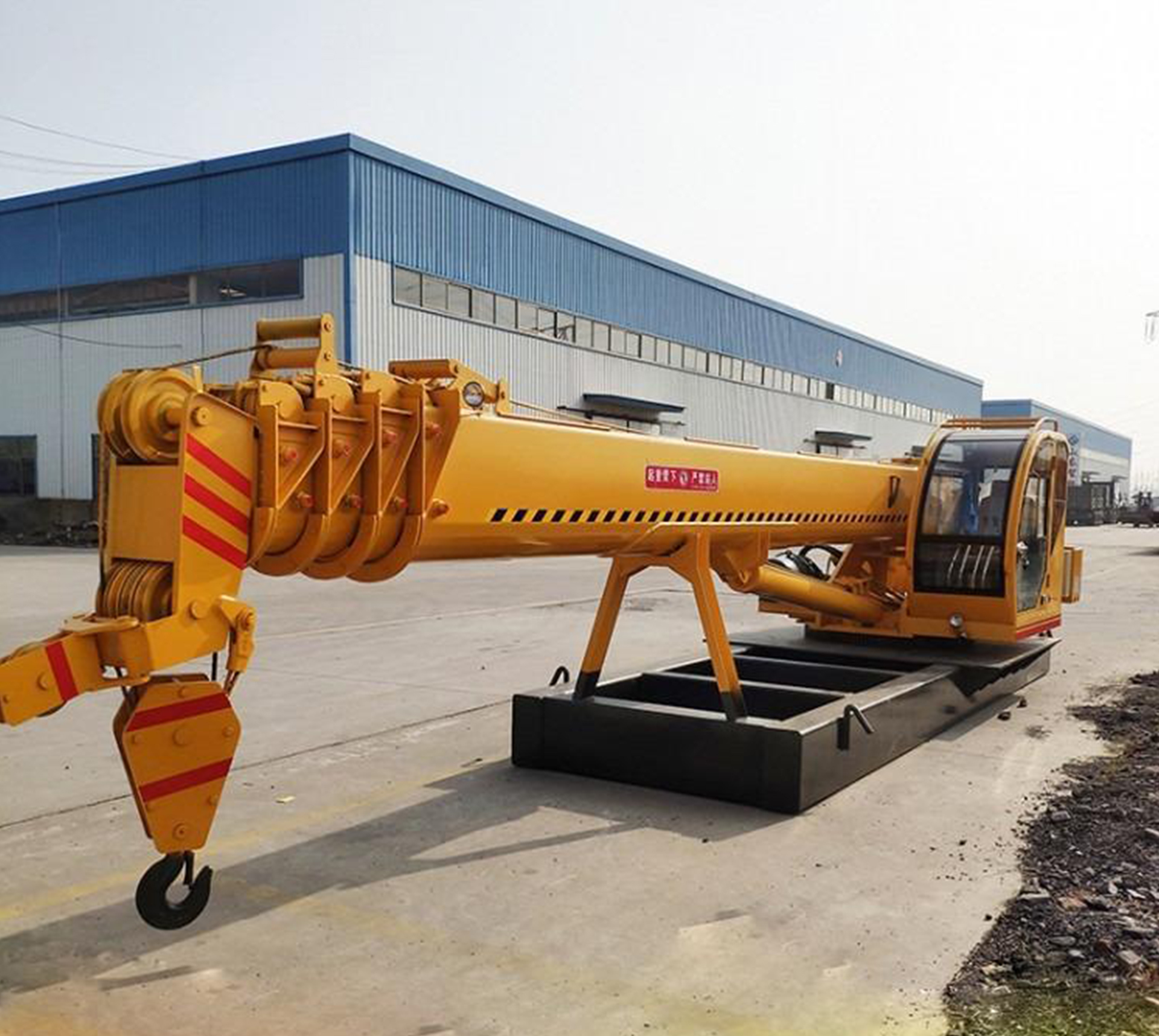 渔船吊机浮船固定吊安装完毕,恭祝老板发大财