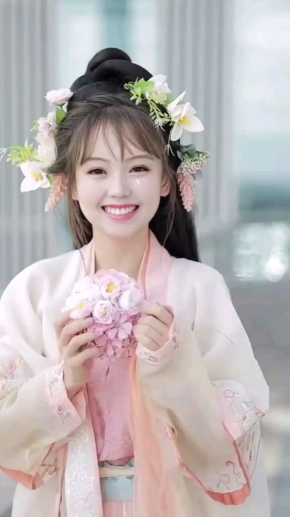 公子你请留步,小女子这厢有礼了