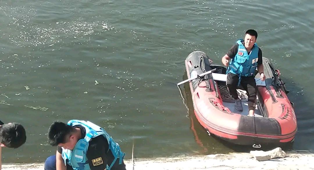 青岛胶州一16岁少年下河游泳时溺亡,天气渐凉,但安全教育不能停
