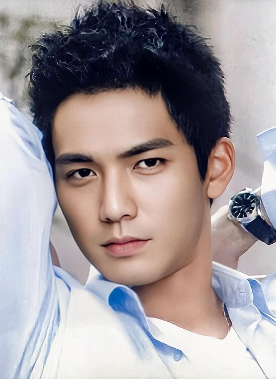 为什么那么多人喜欢钟汉良呢?