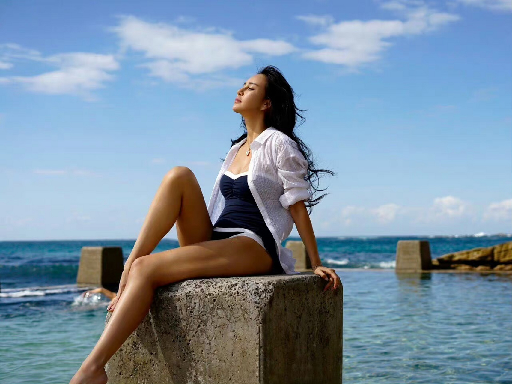 王紫璇  光脚丫