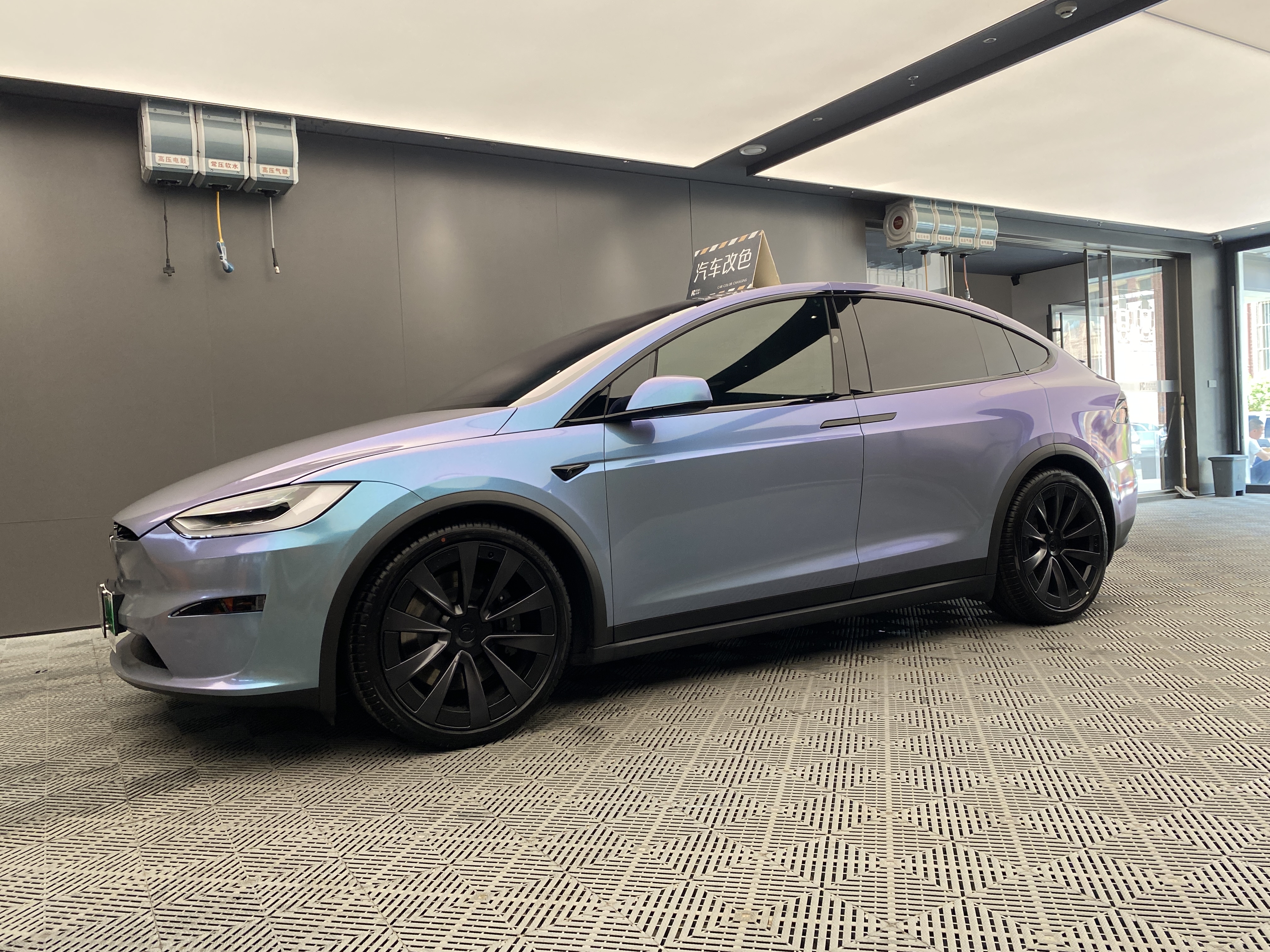 凤城知音|特斯拉modelx改色灰魅蓝