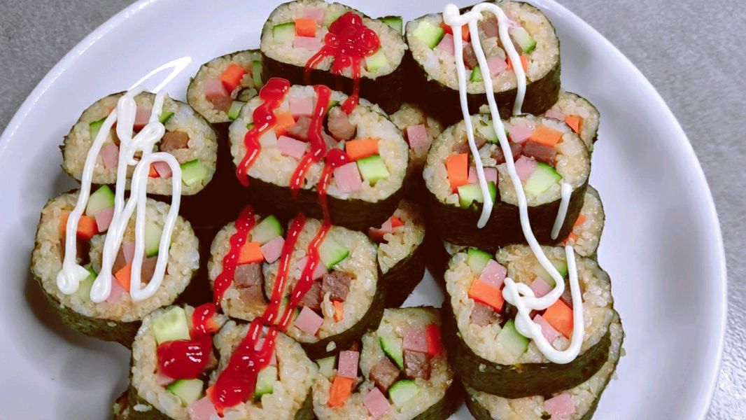 自从学会这样做牛排寿司,孩子都不挑食了,真是太好了