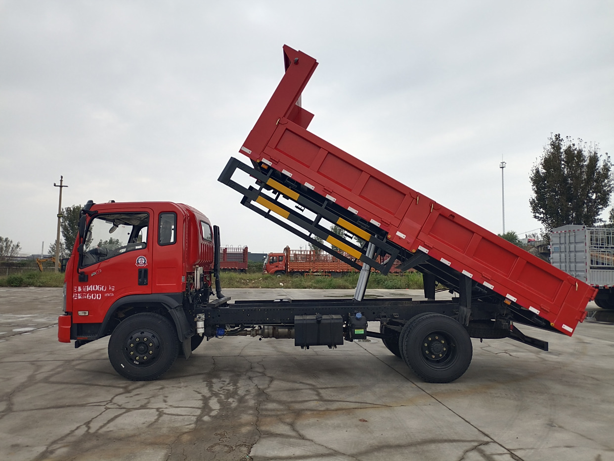 新款东风福瑞卡5米25平板自卸车,翻斗车,工程自卸车