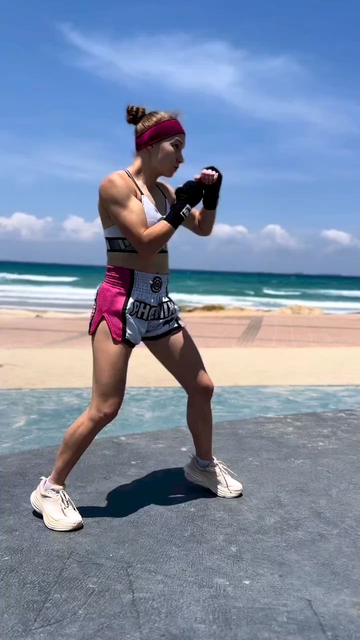 格斗女孩的魅力,泰酷辣