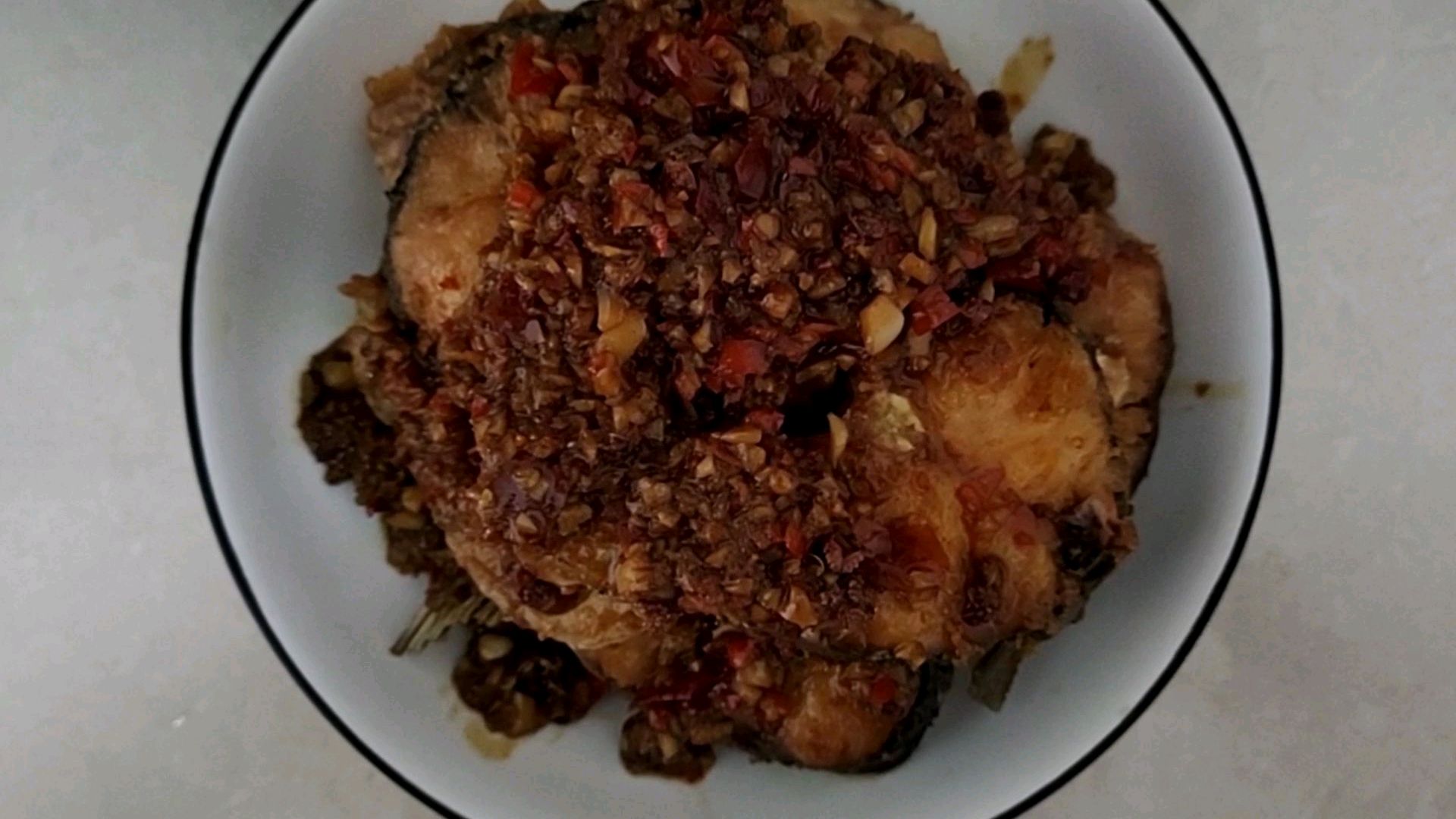 红烧鱼块这样吃才过瘾,麻辣鲜香,鲜美入味,色泽诱人