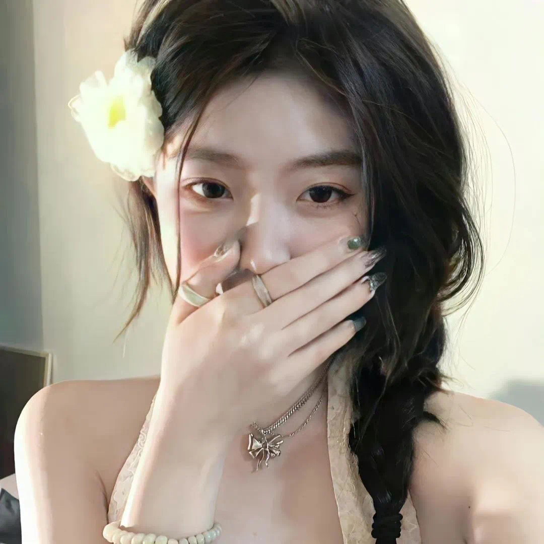 女生头像|踏雾而来