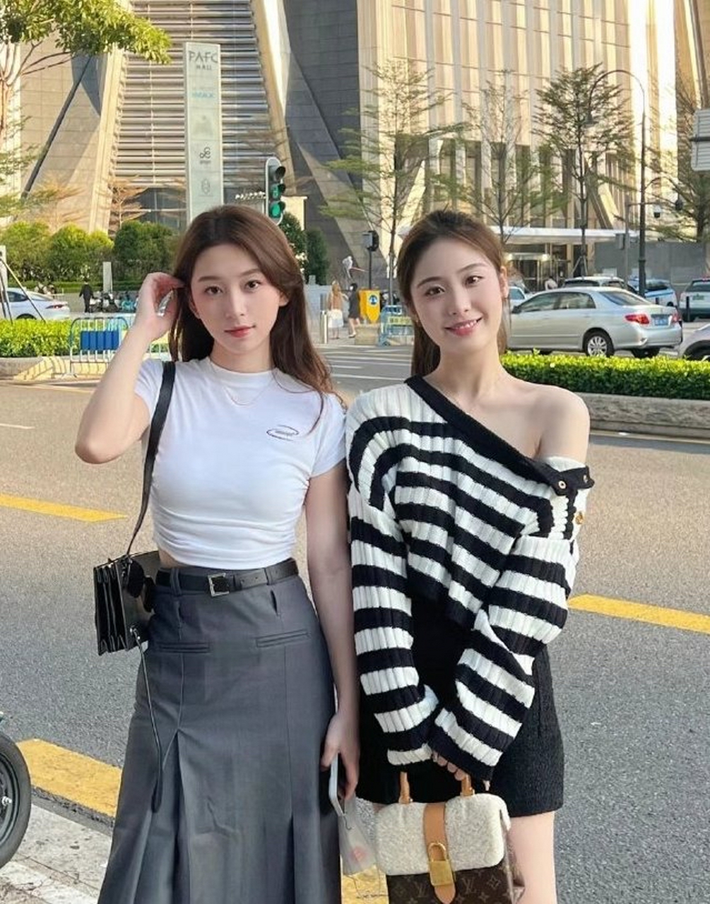 我偏要比一下,我和闺蜜谁好看?