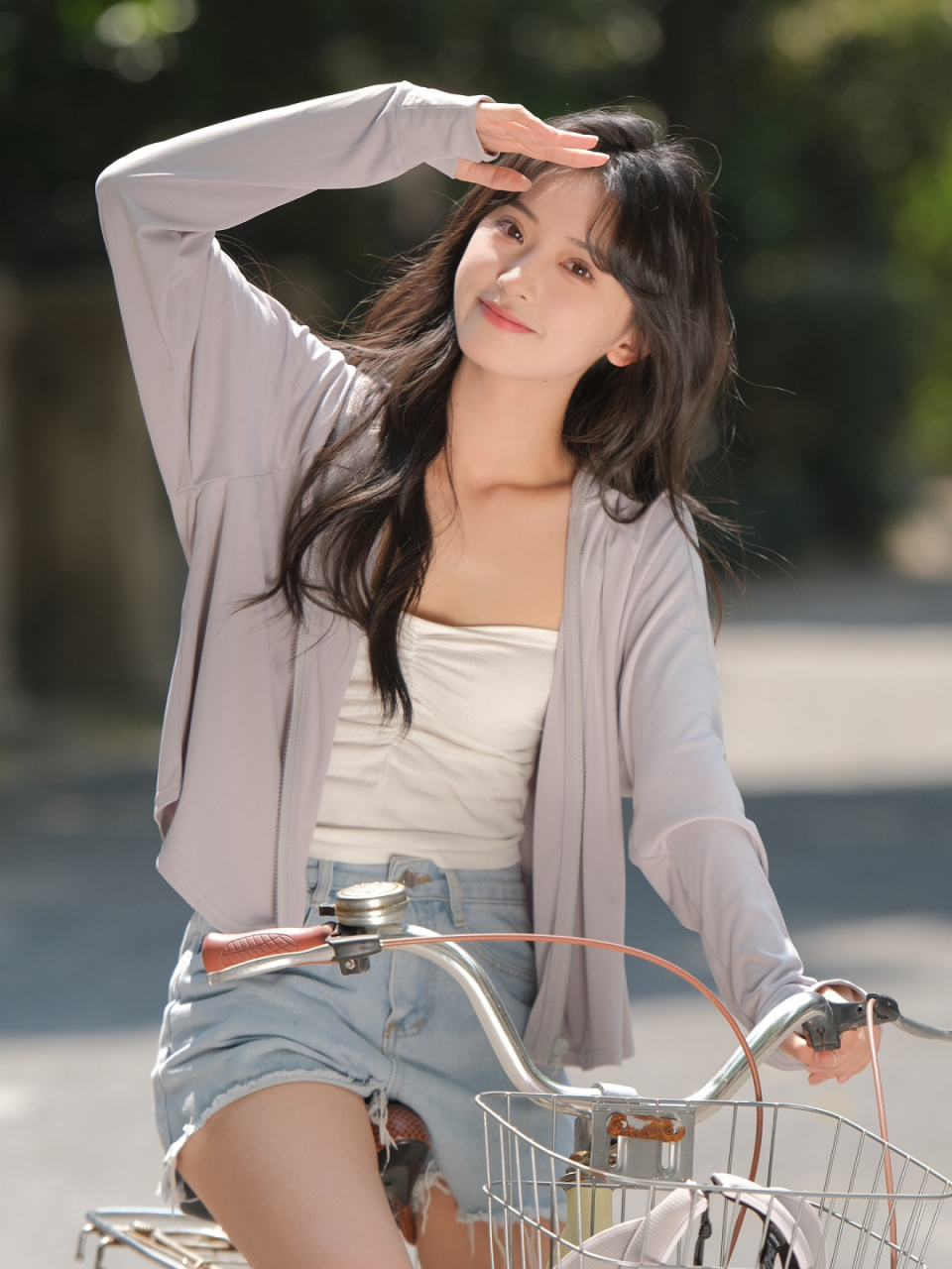 气质又阳光型美女,日常运动风