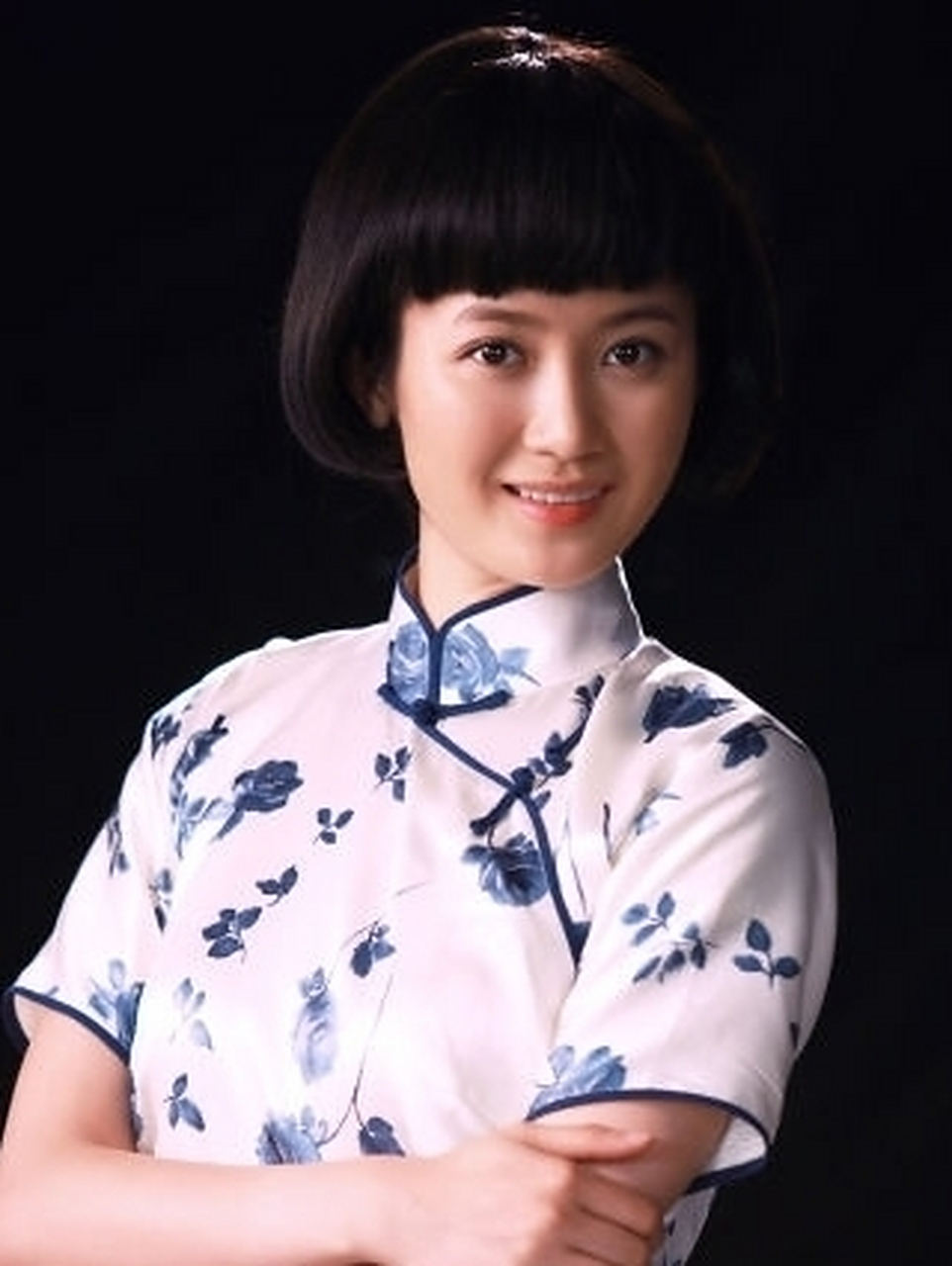 朱婷从一个普通的女孩如今的优秀演员,用踏实坚定在不同的背景,不同