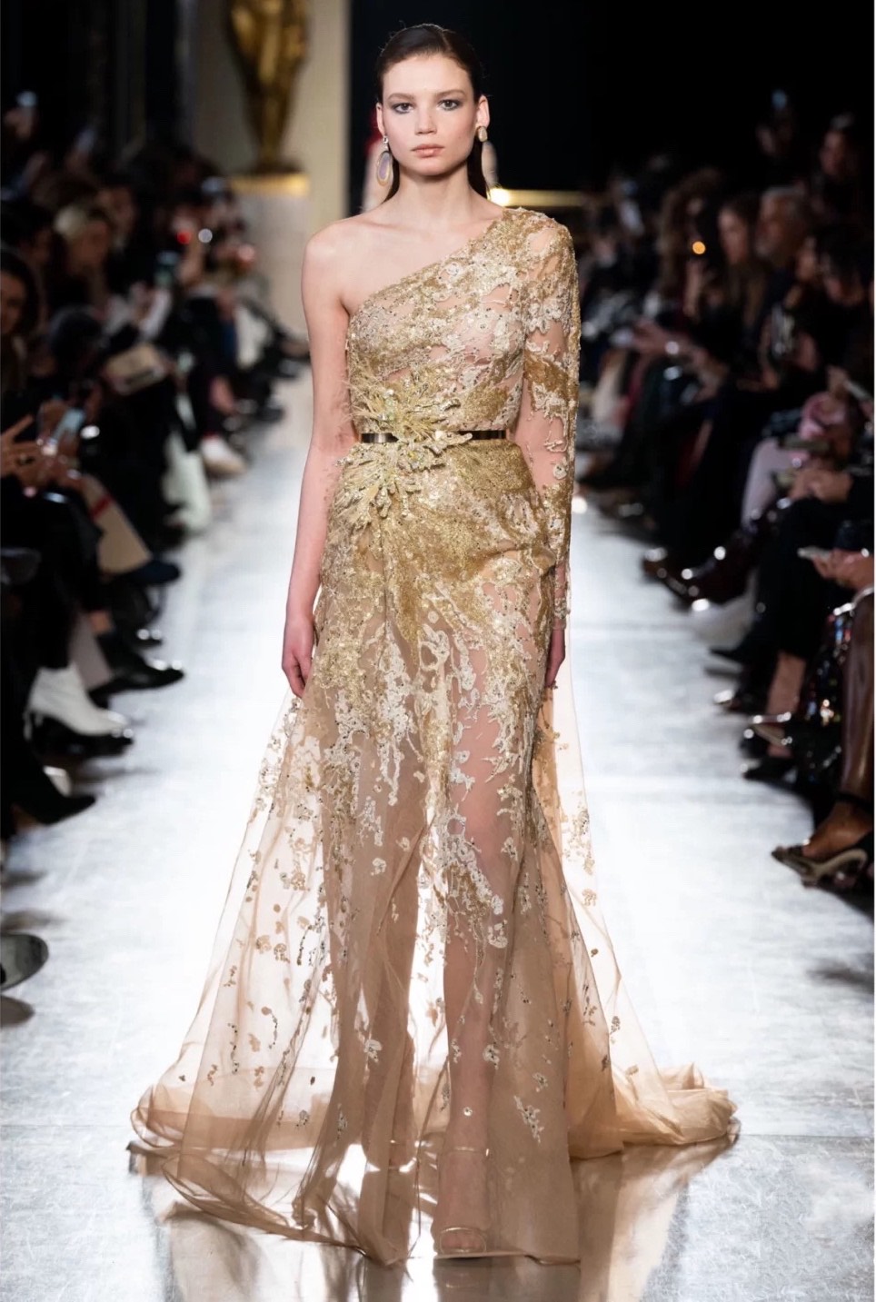 ellie saab的仙女裙从未让女人失望过