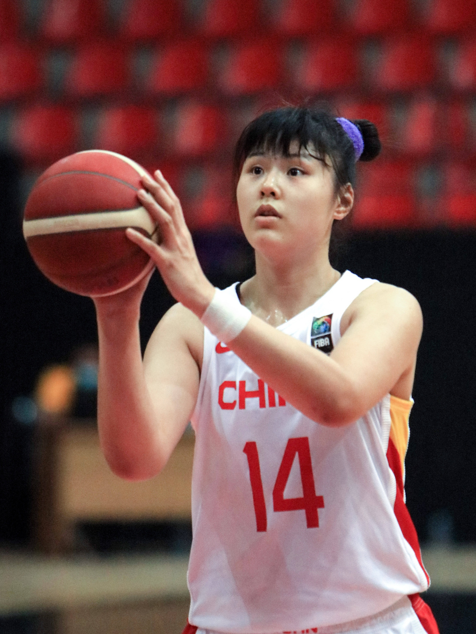 女篮李月汝签约土超联赛,称国内联赛没意思了!