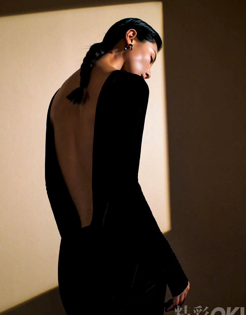 刘涛黑色露背裙好高级